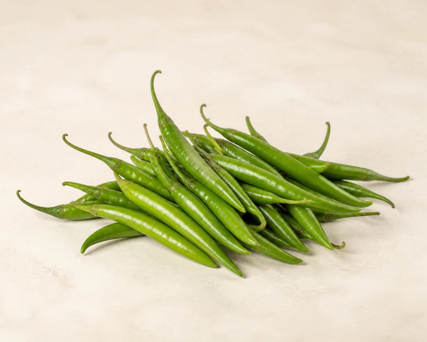 Green Chilli — centered product view